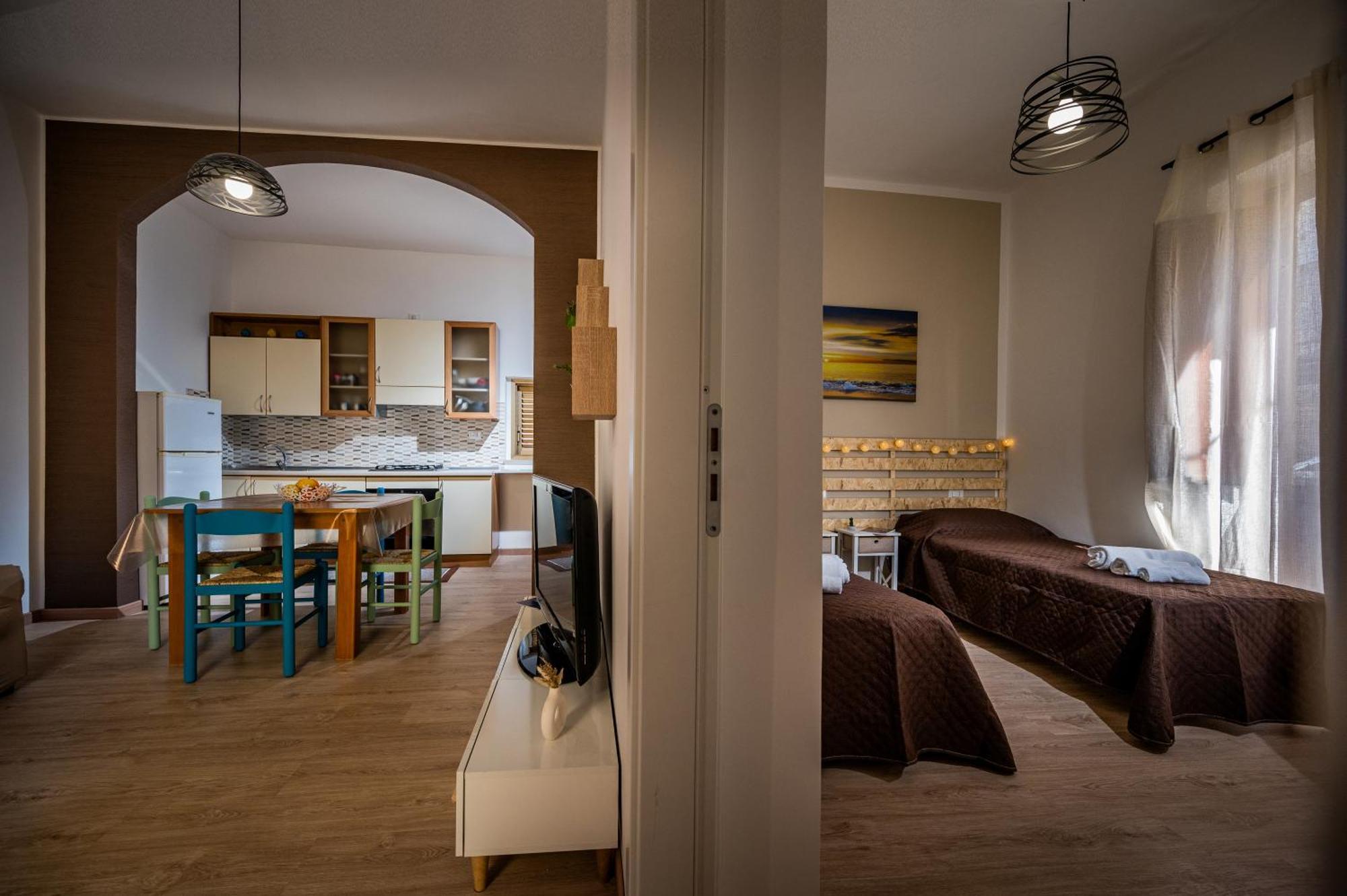 Casa Vacanza La Finestra Sul Porto Кастелламмаре-дель-Голфо Экстерьер фото