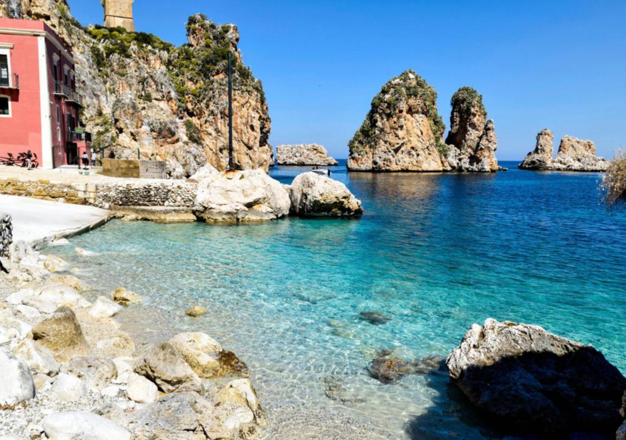 Casa Vacanza La Finestra Sul Porto Кастелламмаре-дель-Голфо Экстерьер фото